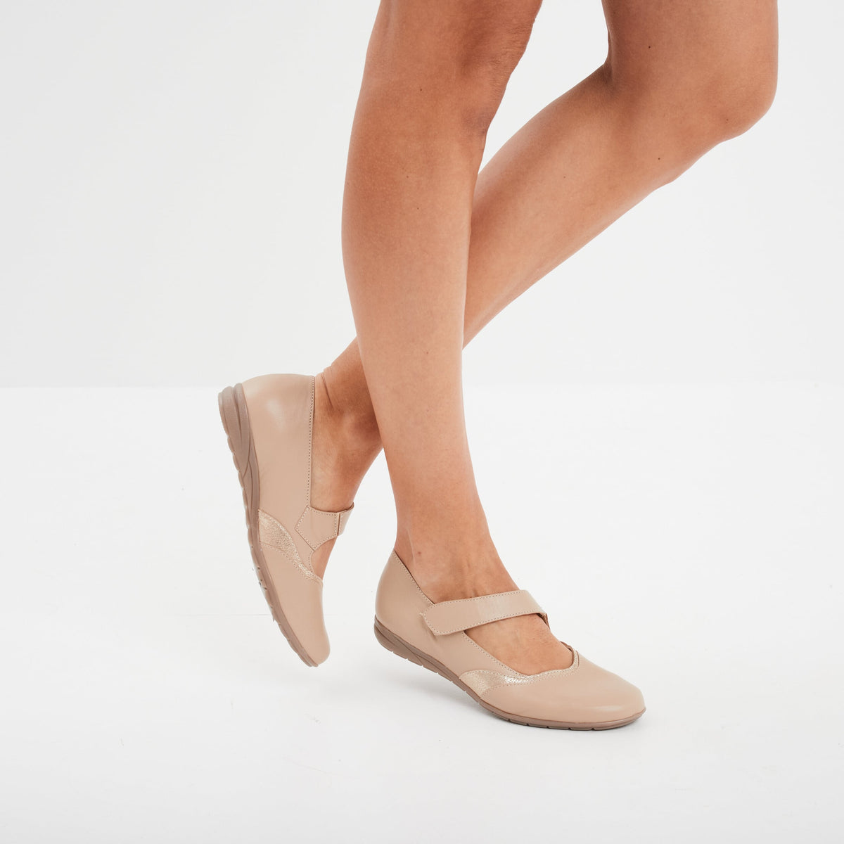 Ballerines en cuir sable femme - 1