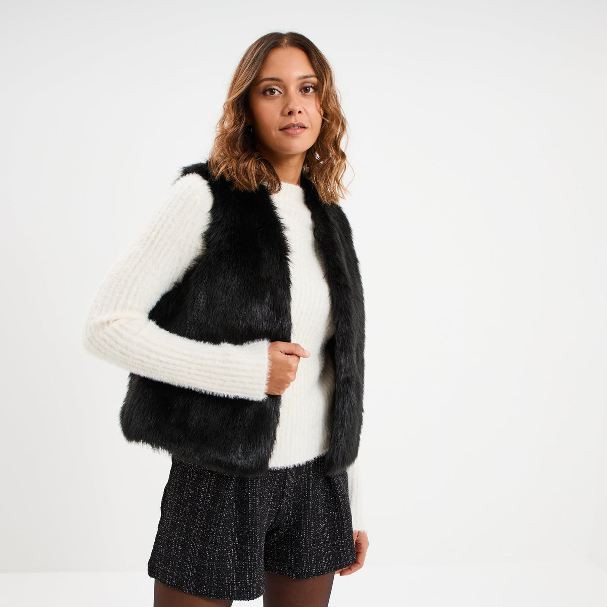 Veste fausse fourrure sans manches noir femme - 1